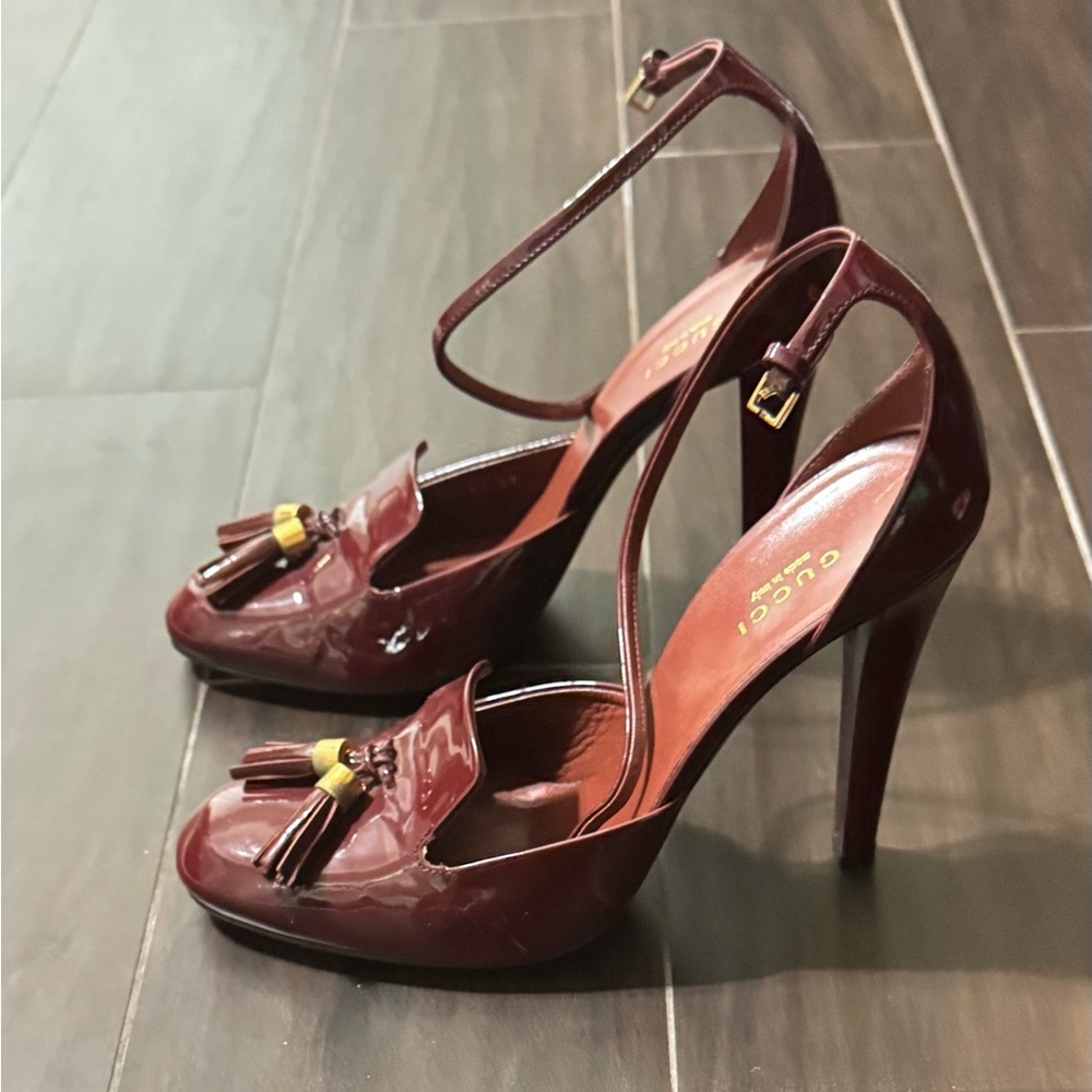 SOLD Gucci Brown High Heels with Stiletto Design